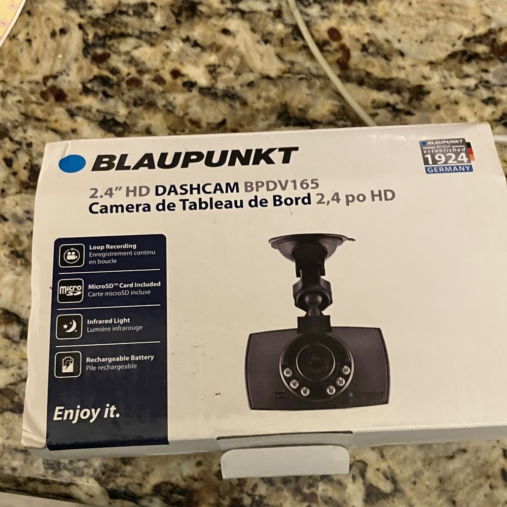 Blaupunkt Black HD Dashcam with Infrared